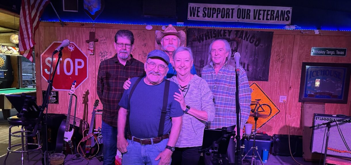A picture of Lakeside Avenue and Texas Roughcut Band Light Up Downtown Conroe at Guadalaharry's Bar & Grill